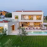 Casa Del Oro