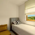 Casa Del Oro Villa